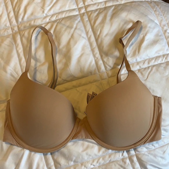 Victoria Secret Demi bra 34DD